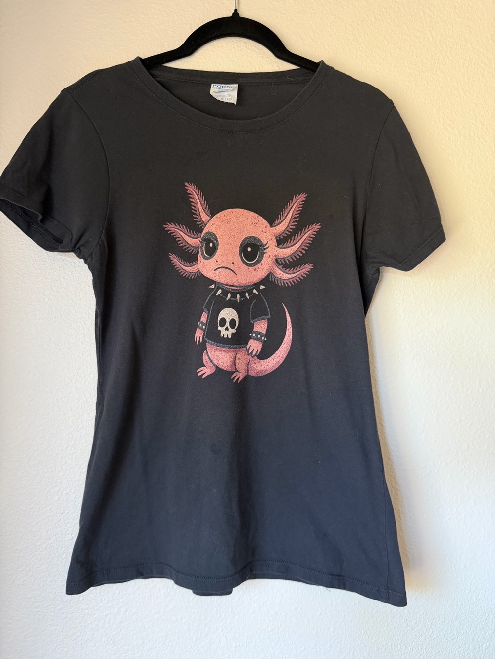 Emo Axolotl graphic tee, size XS